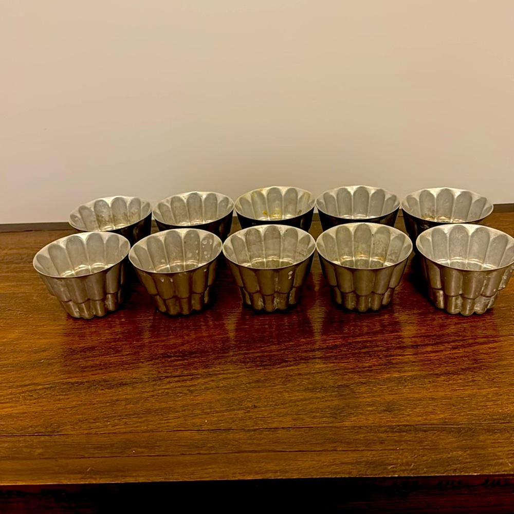 10 small metal molds 3 inch diameter Small Aluminum Baking Mini Bundt Cake pans